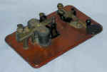 Morse Code Telegraph Key J.H.Bunnell #6046.JPG (11k)
